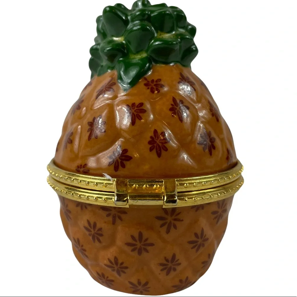 Vintage Limoges Unique Ceramic Pineapple Pill Ring Box Hand Painted Tropical VTG